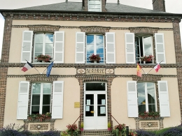 La commune des Barils (Eure) a pu réduire de 44 % les consommations de la mairie, chauffée au propane