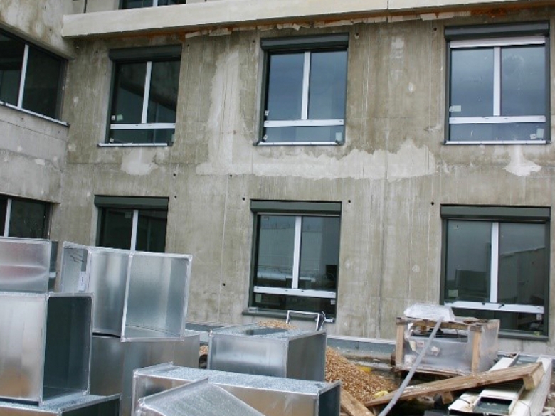 Le nombre de logements autorisés à la construction s’établit sur les trois derniers mois (mars-avril-mai) à 99 600