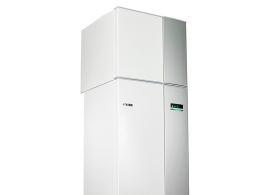 Cette PAC sur air extrait Nibe F730 est un appareil triple service assurant chauffage, ECS et ventilation simple flux